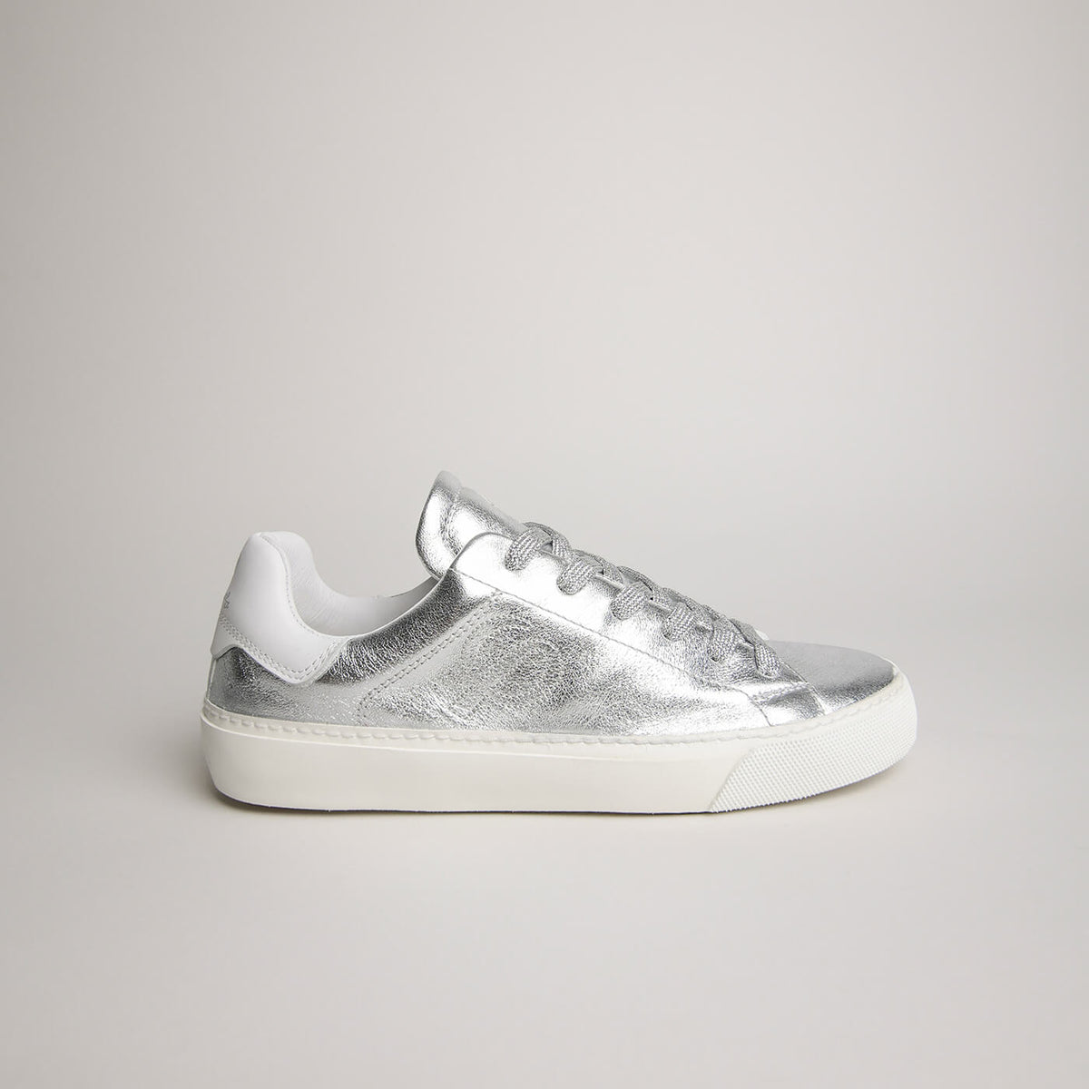 Silver goat leather Milano sneaker with a white heel and sole