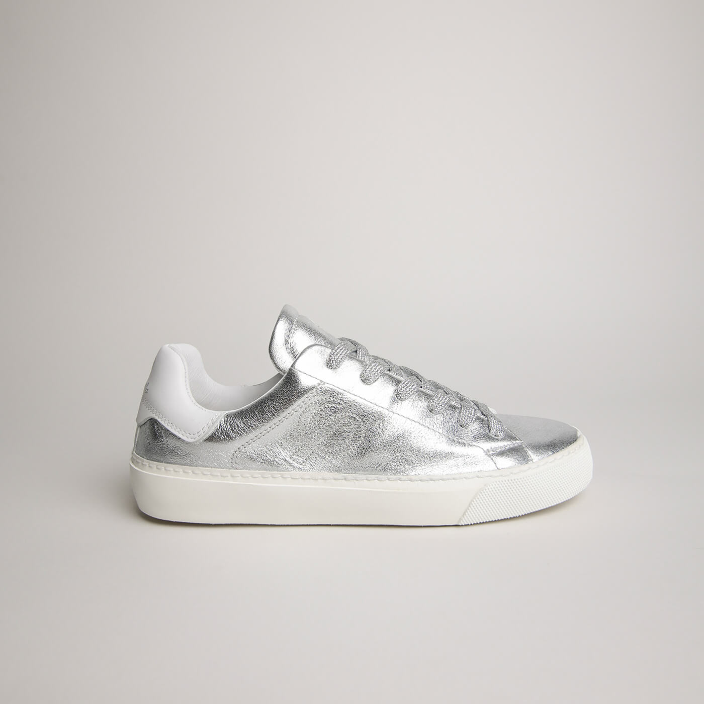 Women’s silver goat leather Milano sneaker made in Italy
