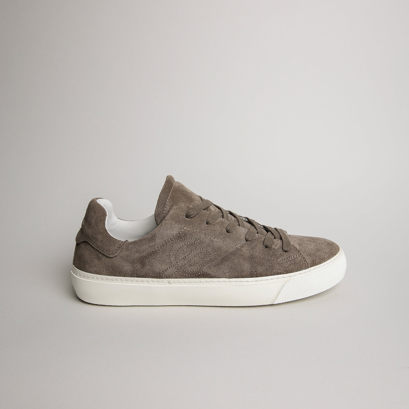 Men’s dark taupe suede Milano sneaker made in Italy